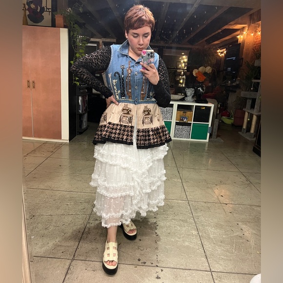 452B. Mesh Lace Ruffled Midi Skirt - Picture 8 of 9